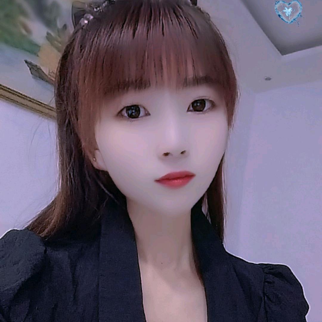 嫣然