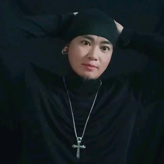 阿胖             彝艺人