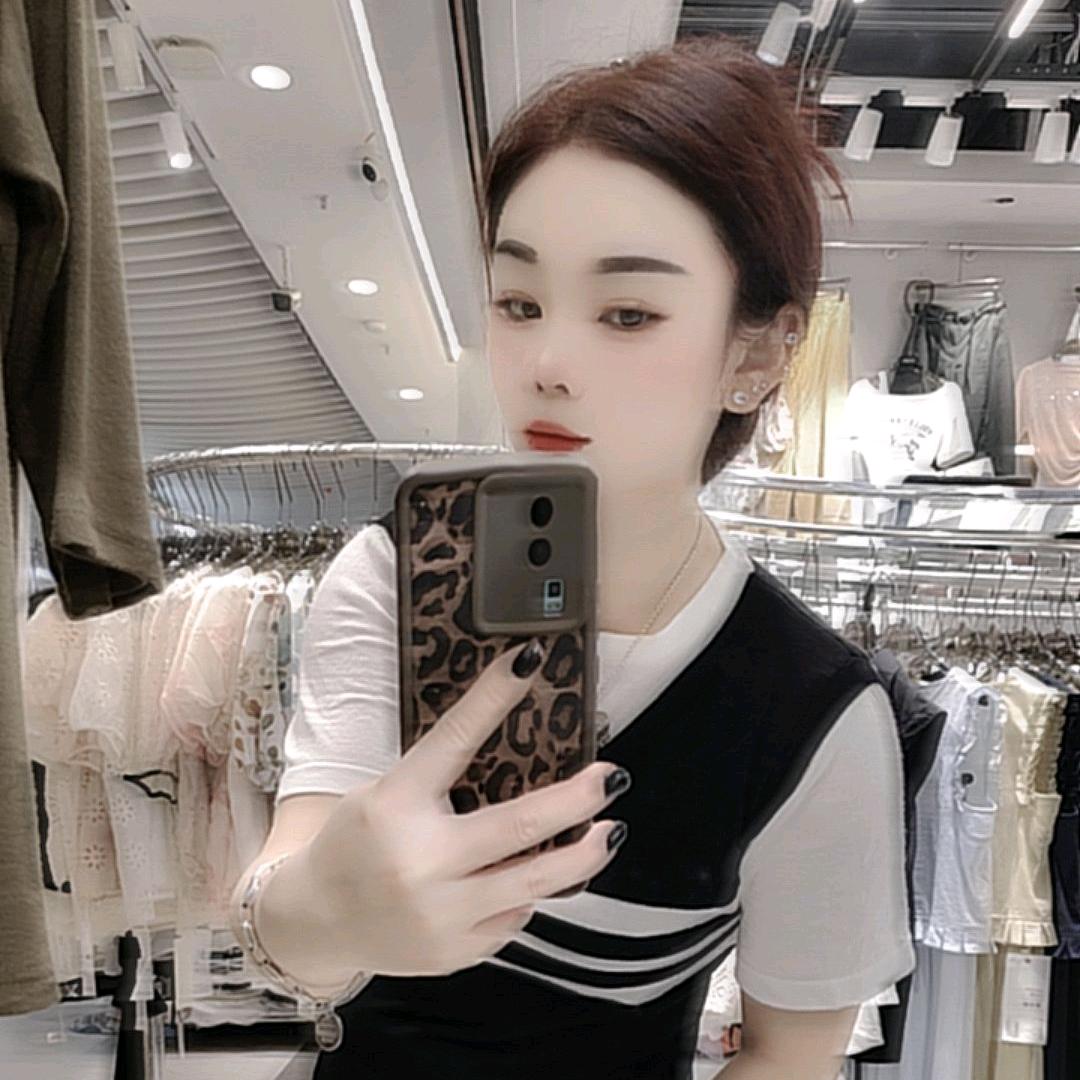 靠谱的女青年