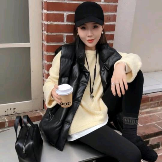 二姨TTS-精致穿搭