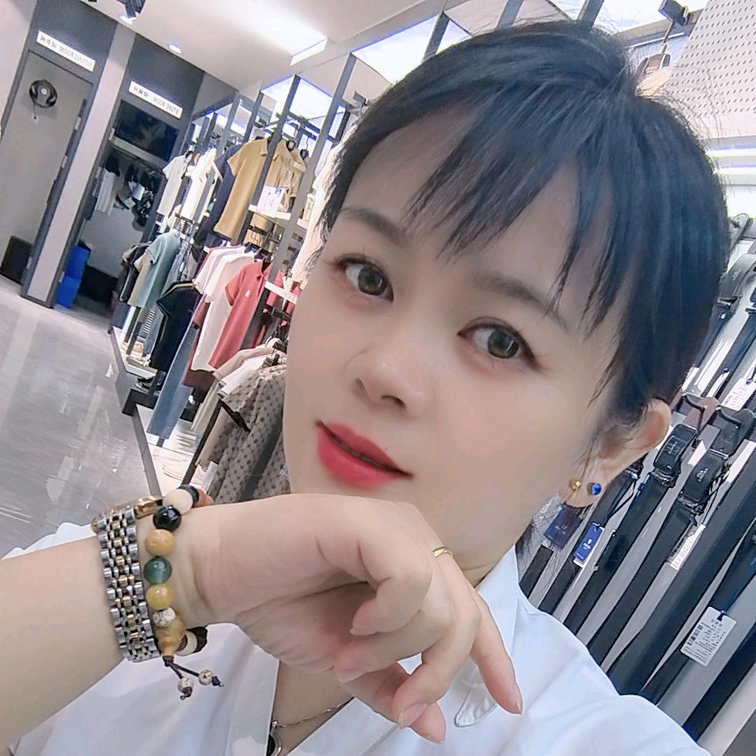 李丽