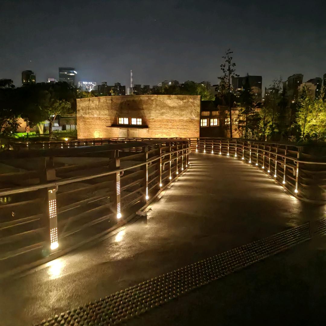 小河直街鸡柳姐姐