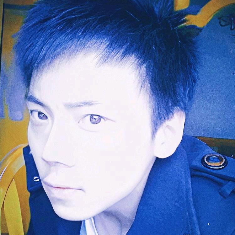 大表哥。