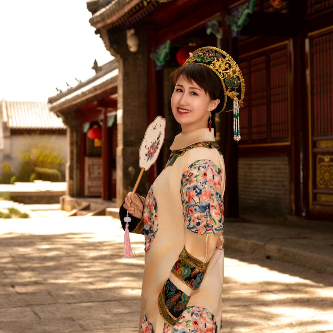 院里旅拍店 亲王府李静