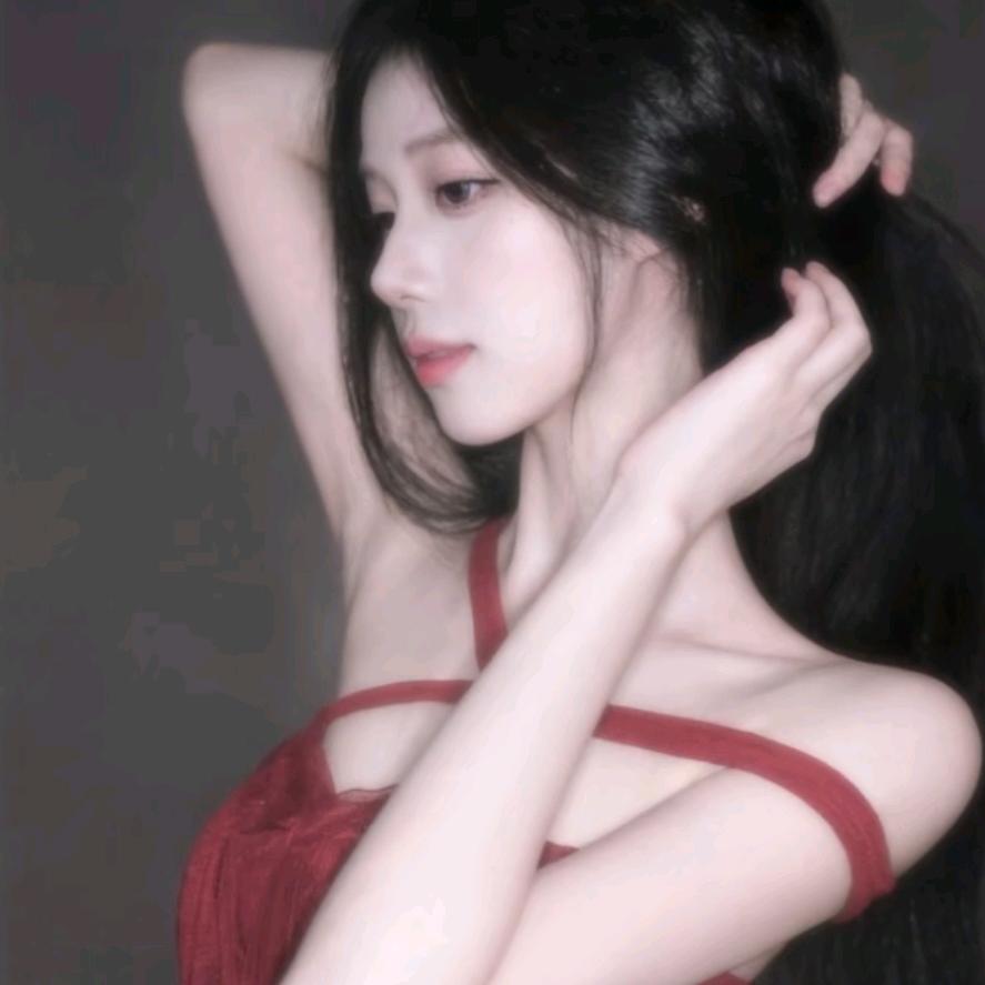 何小诗①