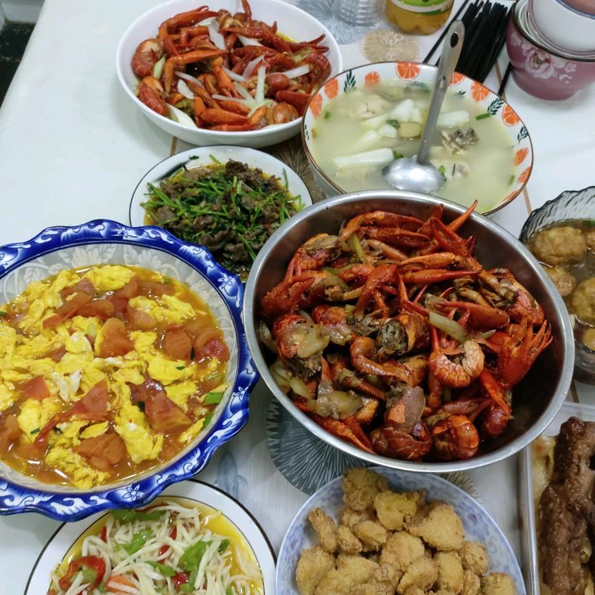 白菜都被🐷拱了