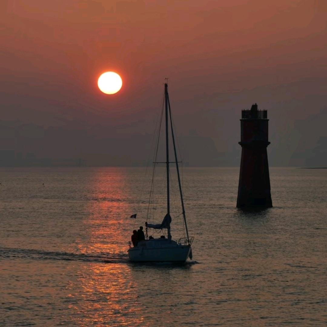 三脚踢翻合并财务报表