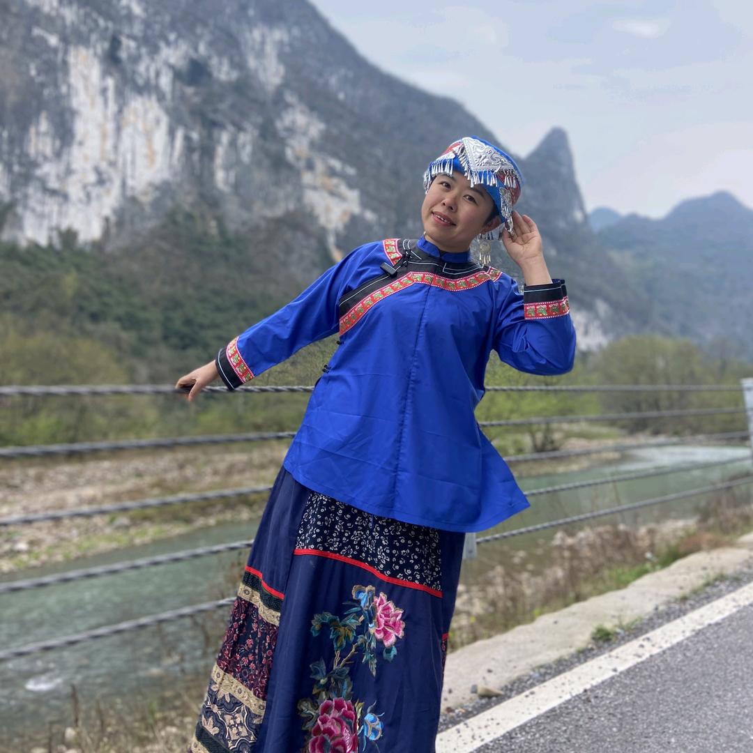 瑶乡酒娘子