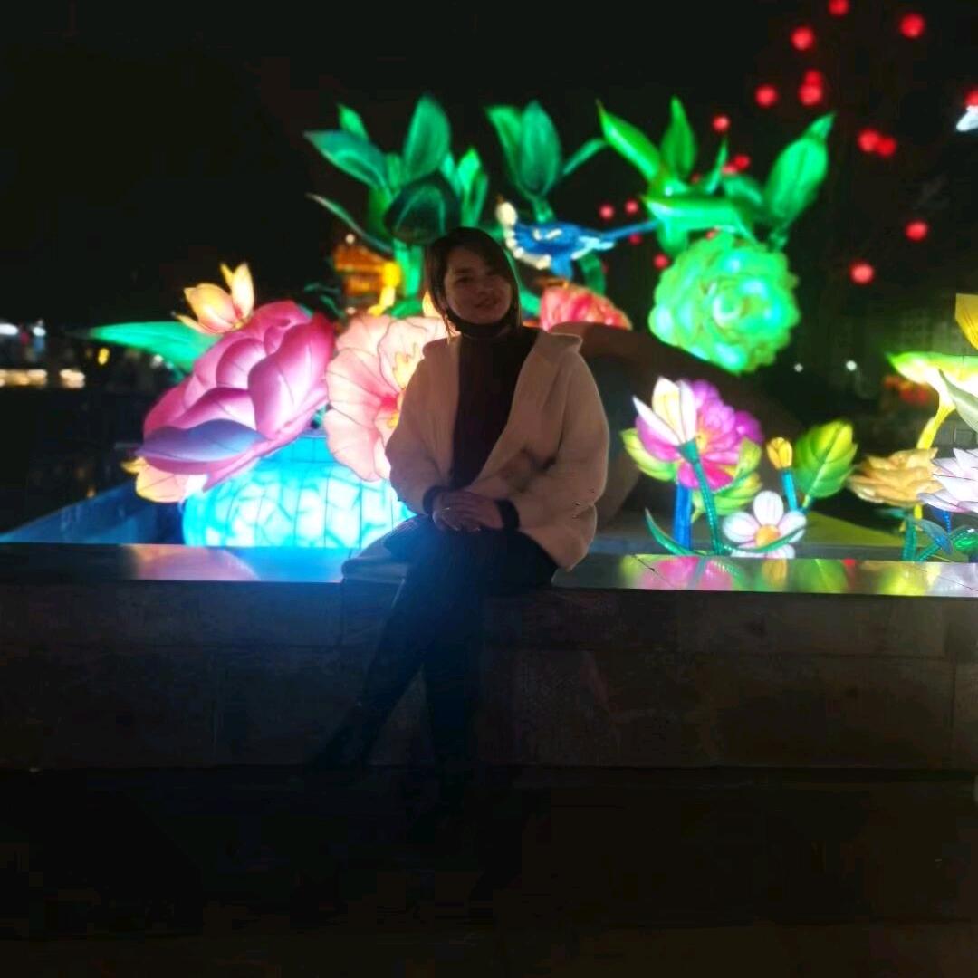 芳菲夕雾