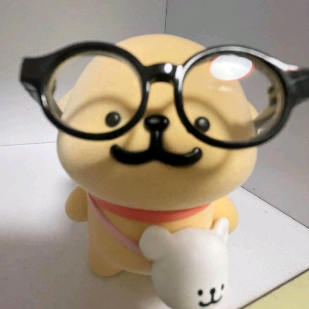 拍照只会比耶