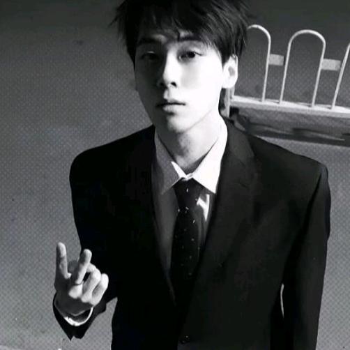 男明星