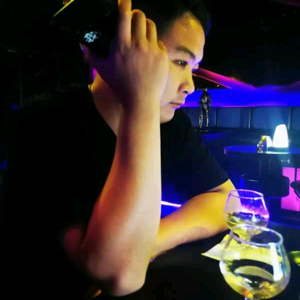 🌈帅帅的辉仔💫🍼