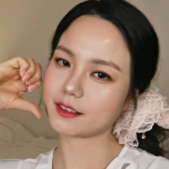 清漪爱撸妆