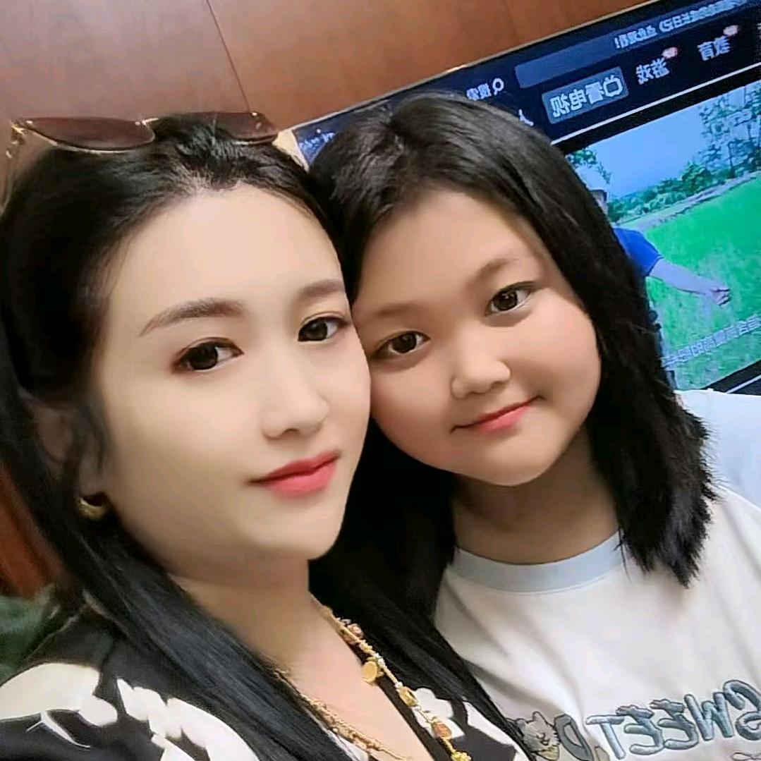 刘姐最爱的女儿🥳