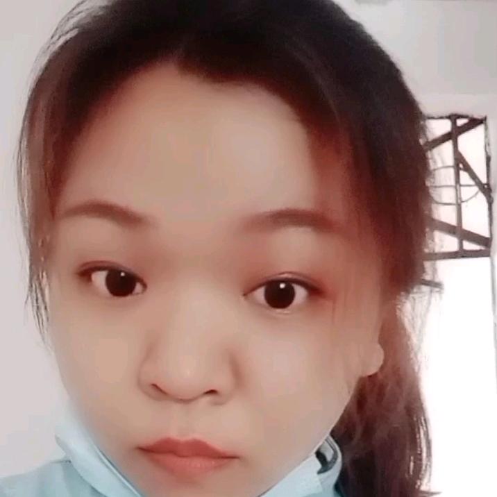 四块五的傻妞
