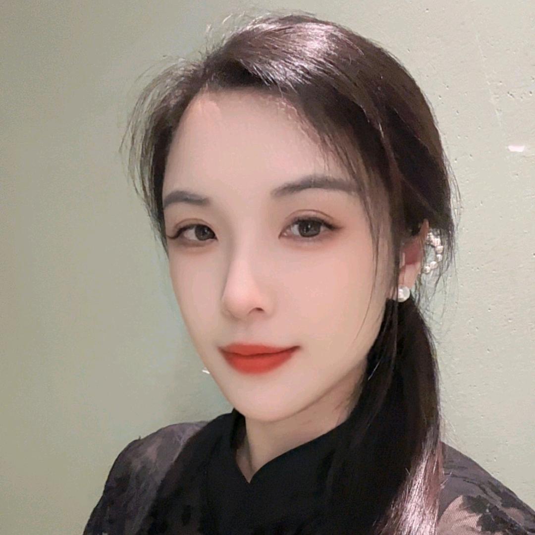 汐汐🦋（天使团训练的最强铁脚）