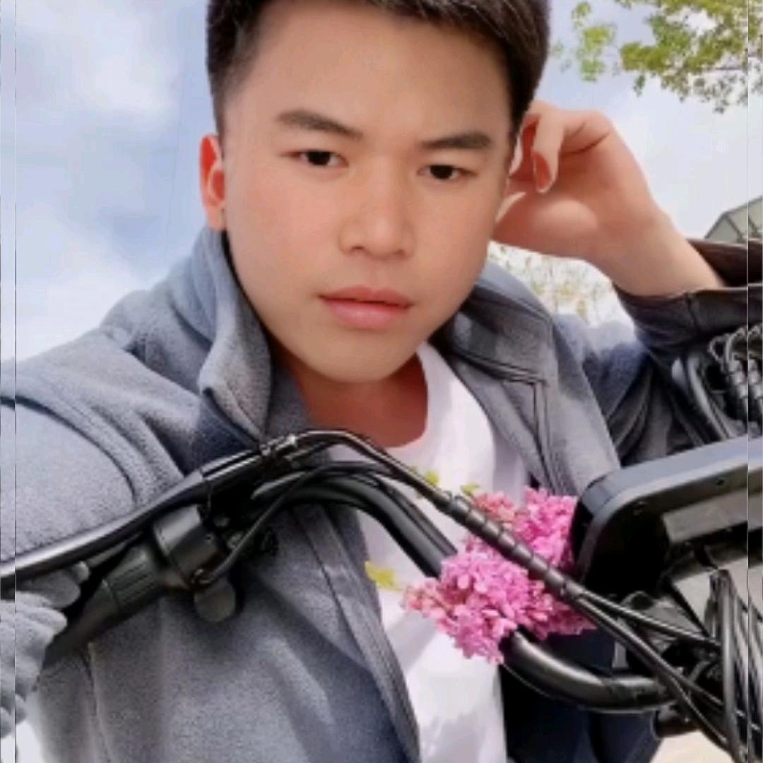 你的眼角流著我的淚