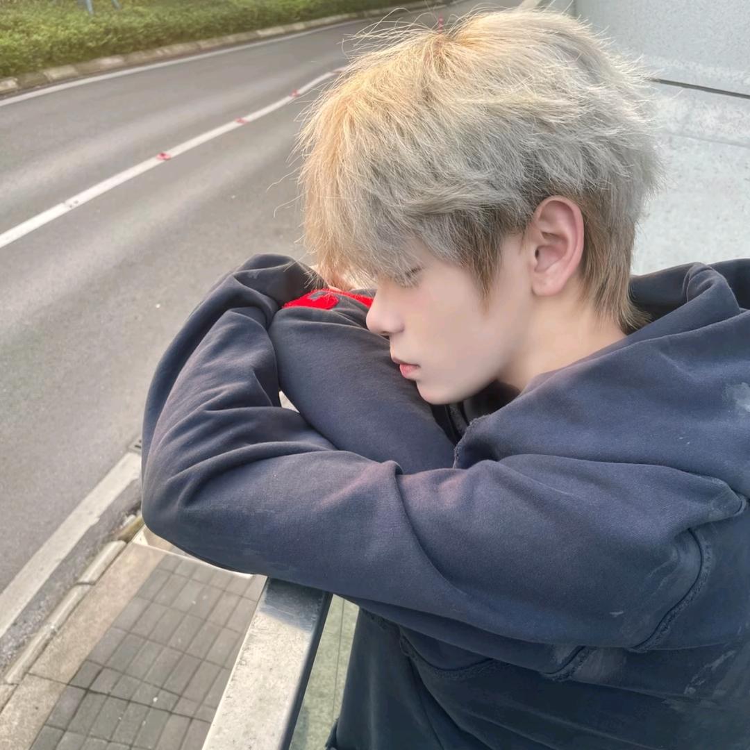 她说我是恋爱脑