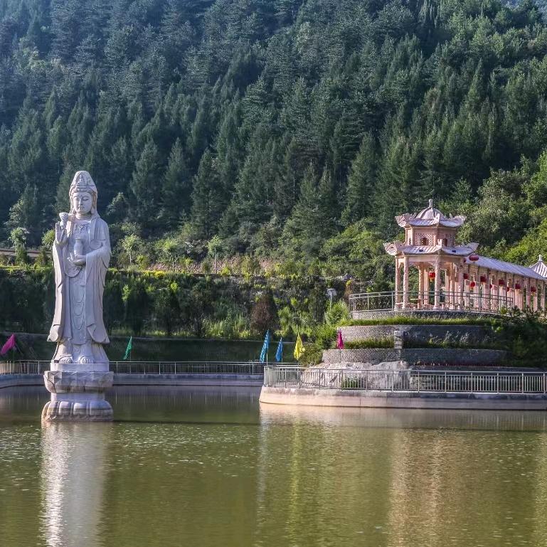 @宝  白马仙洞景区