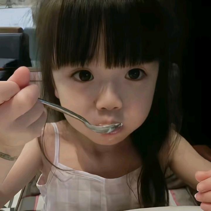 忧郁的美壮士