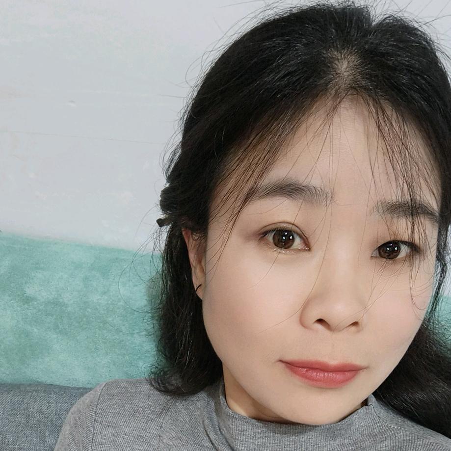 🌷爱笑的眼睛🍂