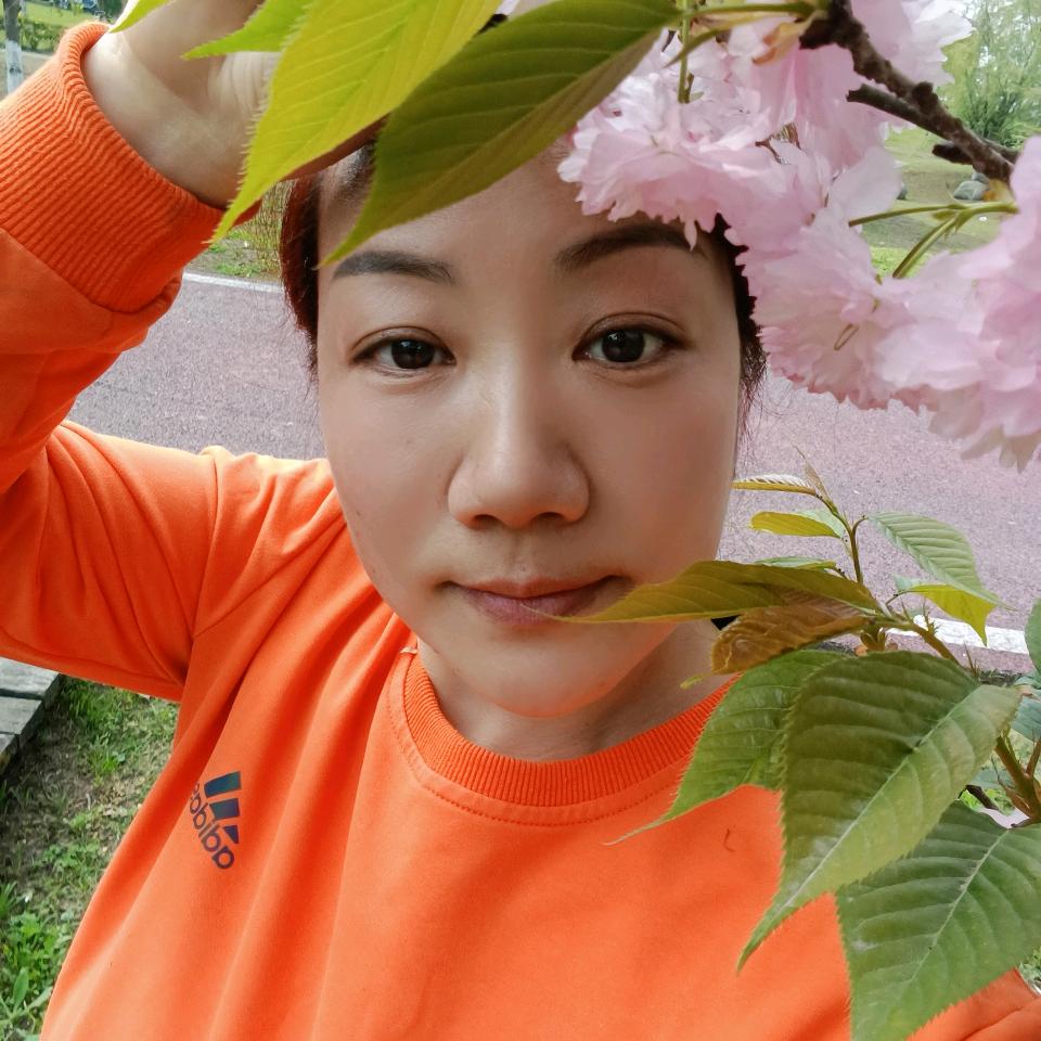 美美爱唱歌
