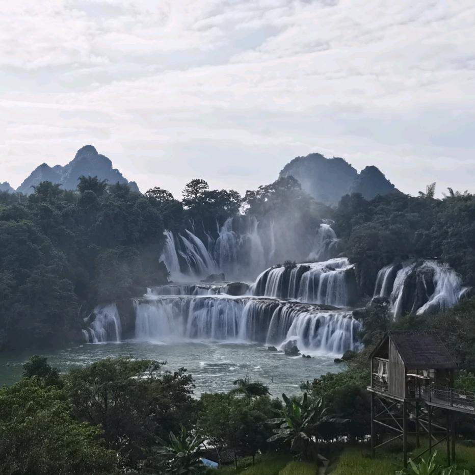山水自然