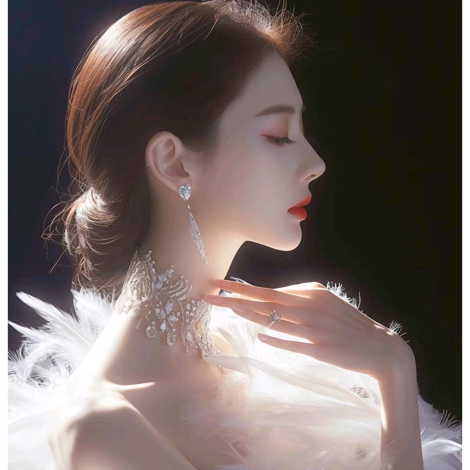 𝓨 .  汐颜