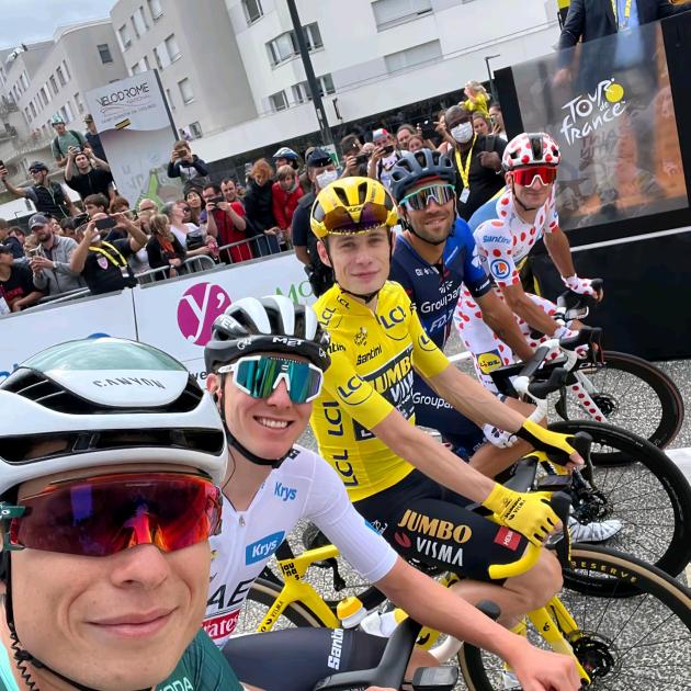 曾星岚的肌肉呢