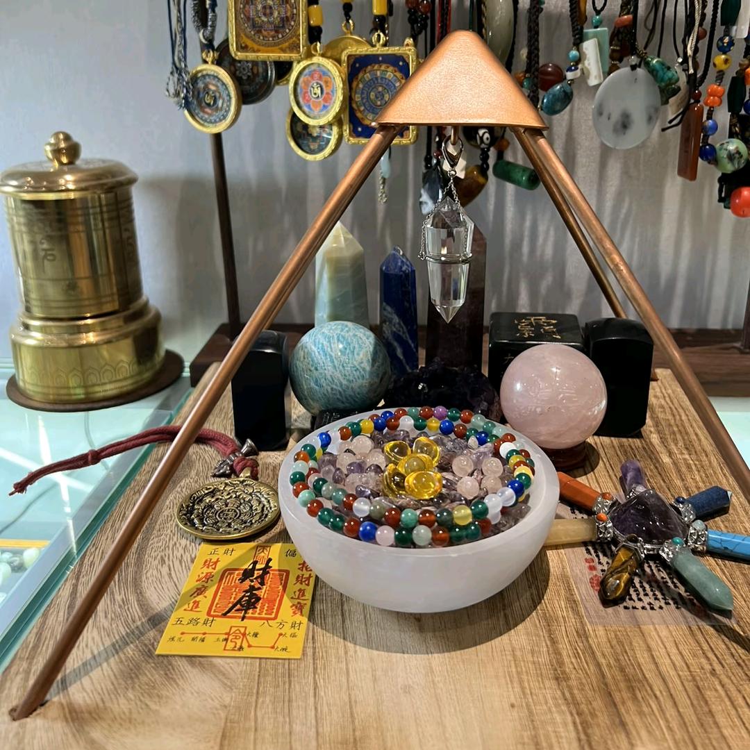 壹笼喜龙袍蟹黄汤包