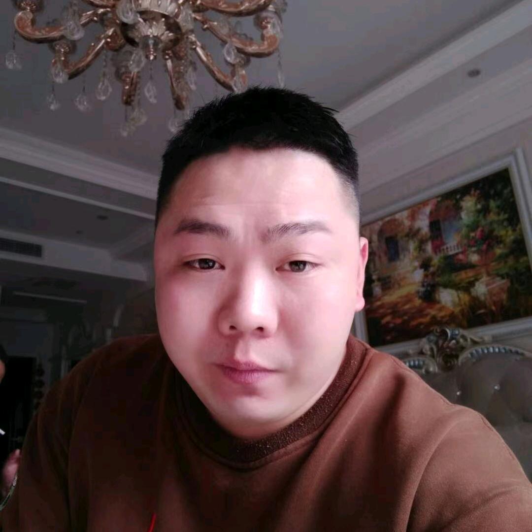 阿亮