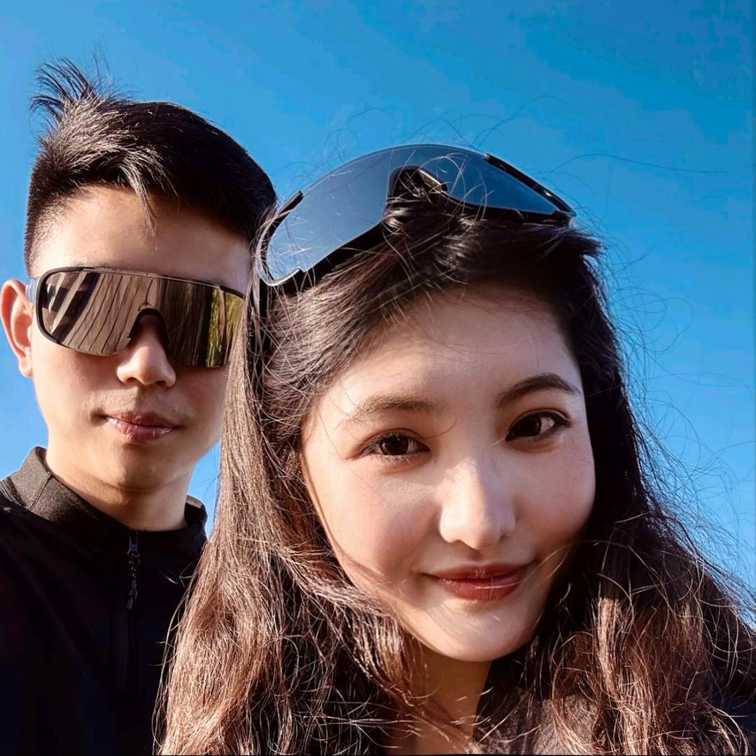 明明在这