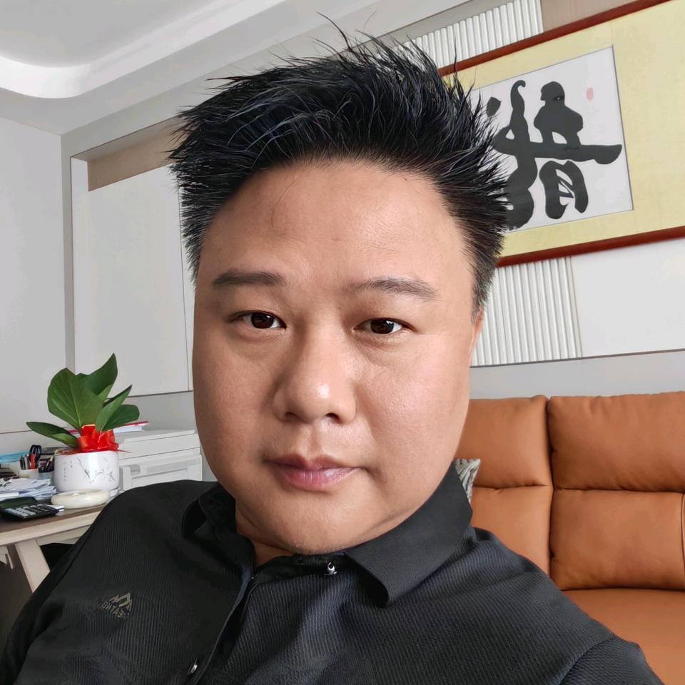 设计师超人哥