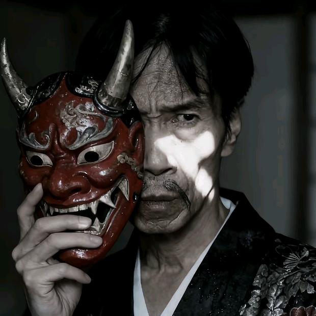 寡妇床底少年郎