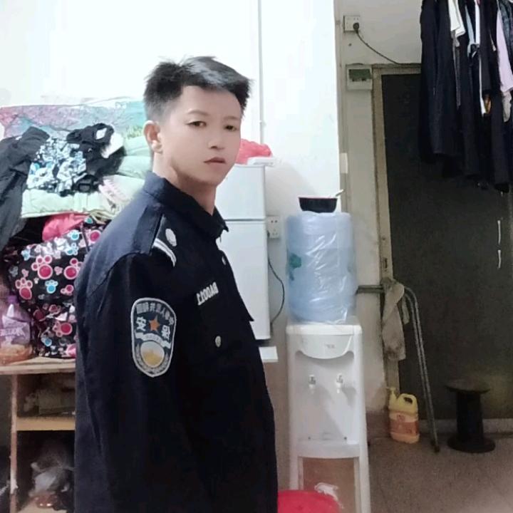 用户小李哥