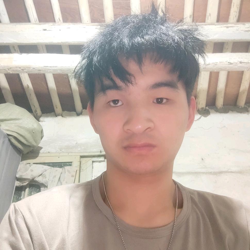 爱唱歌的小哥哥🥰🥰