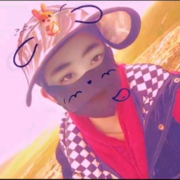 ❤️1💚3💜7💙6