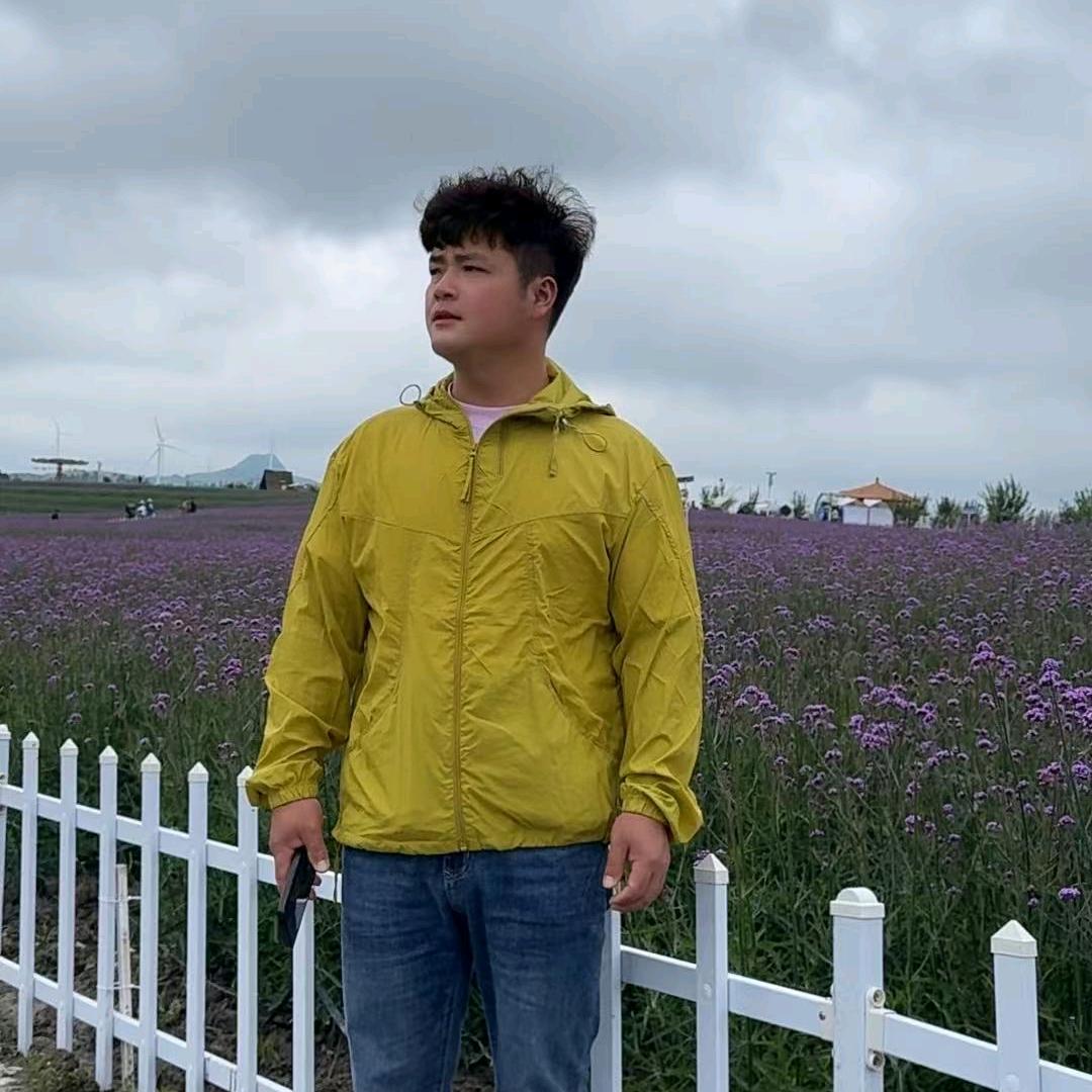 风吹袜子飘