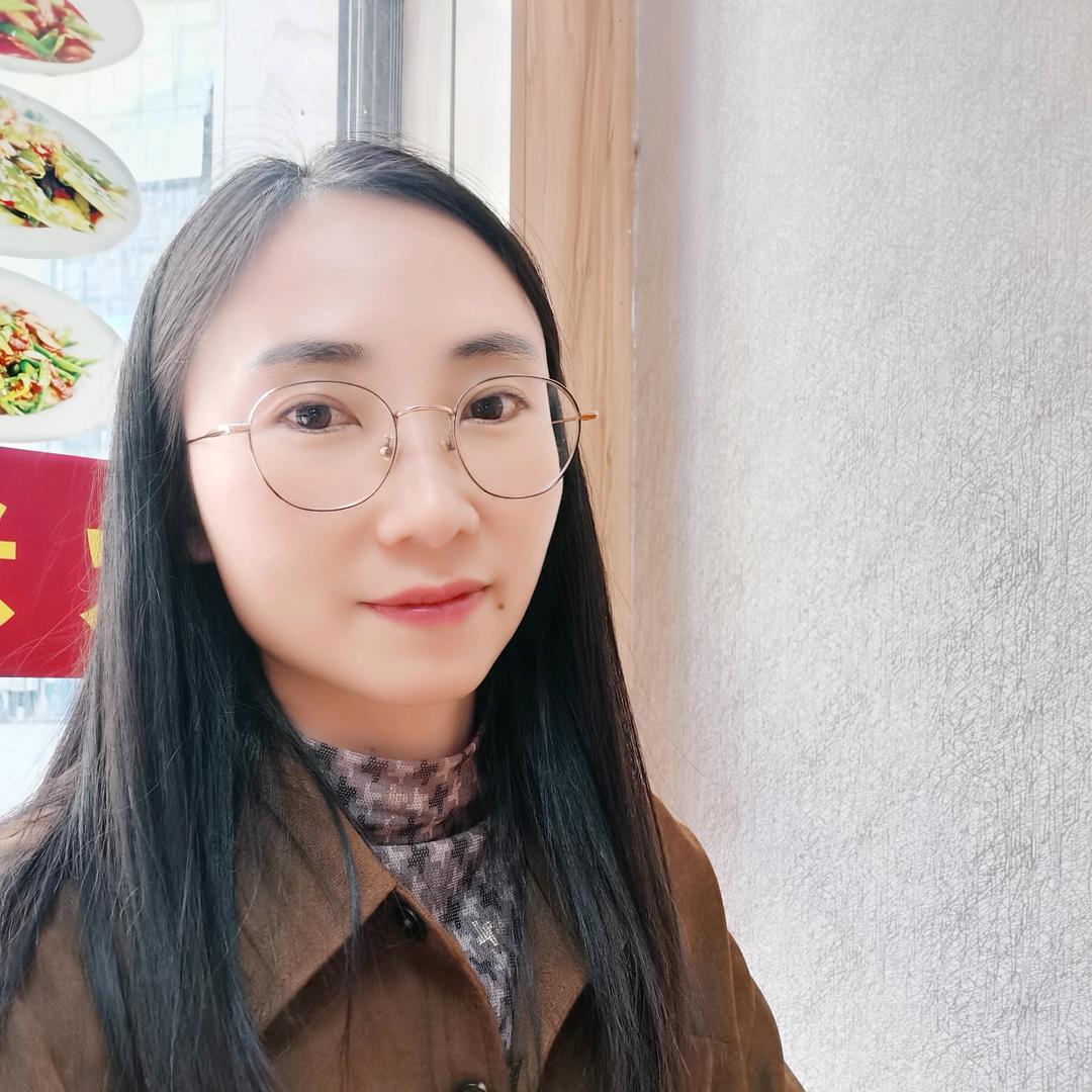 彩彩