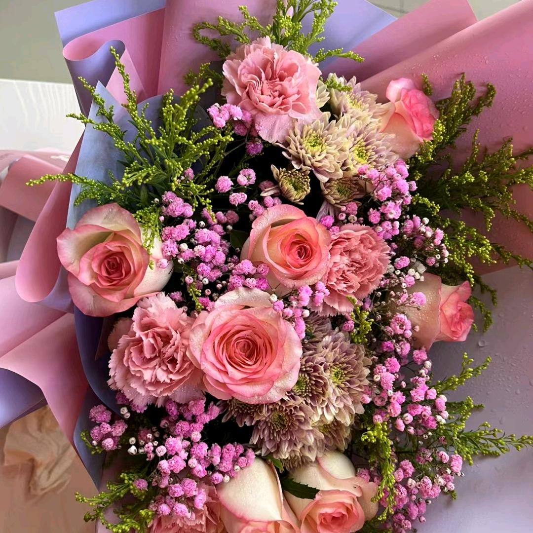 小幸福（姓胡）