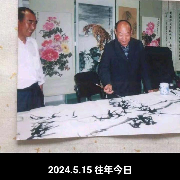 社厉也惠开封市龍虎書畫院。龍虎筆郑院长说