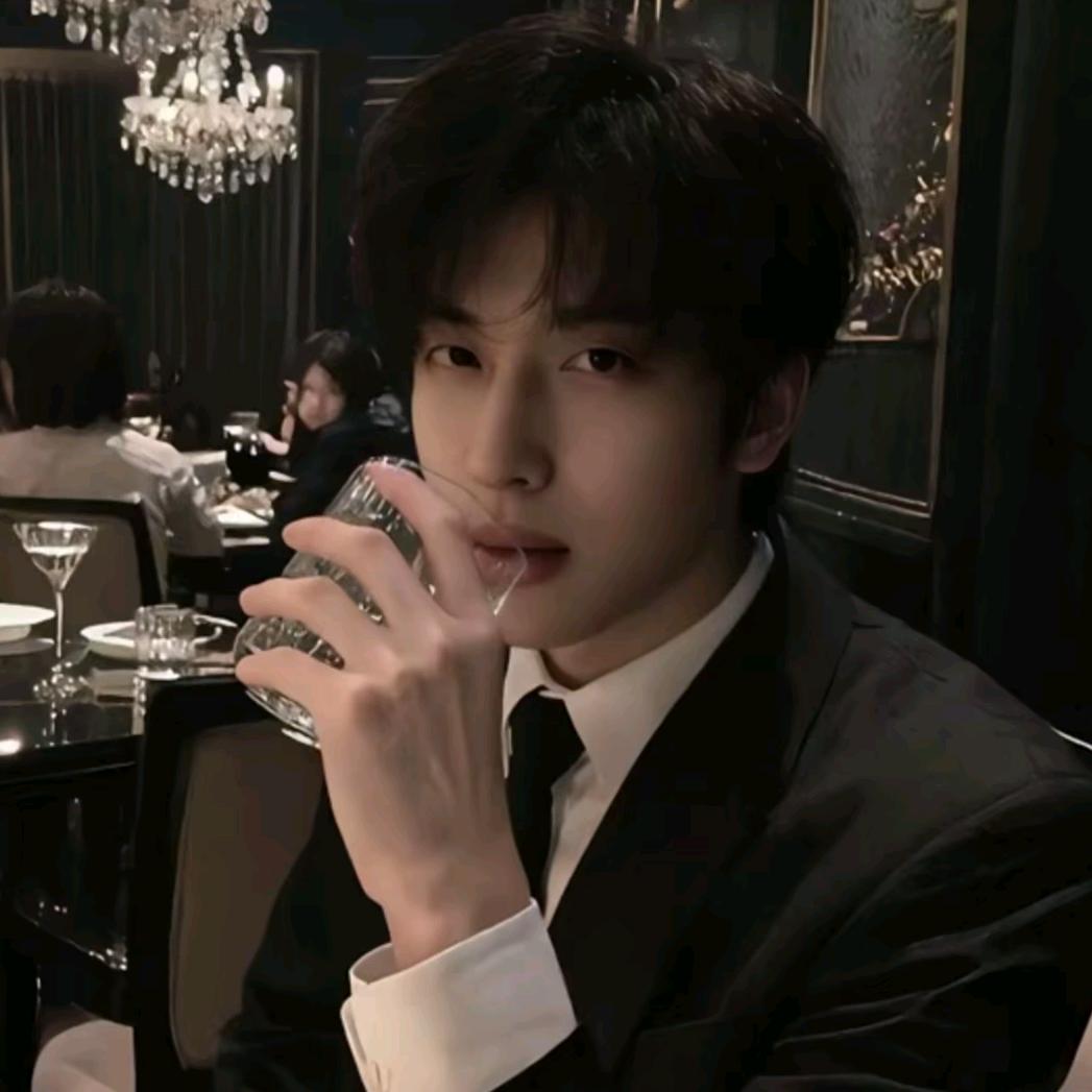 这个雷霆（银色虞姬人柱力）