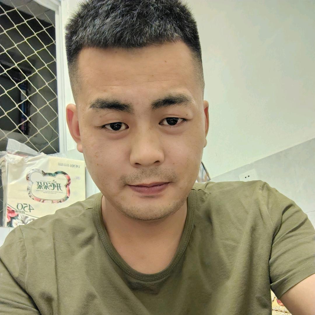 夕阳下的不锈钢