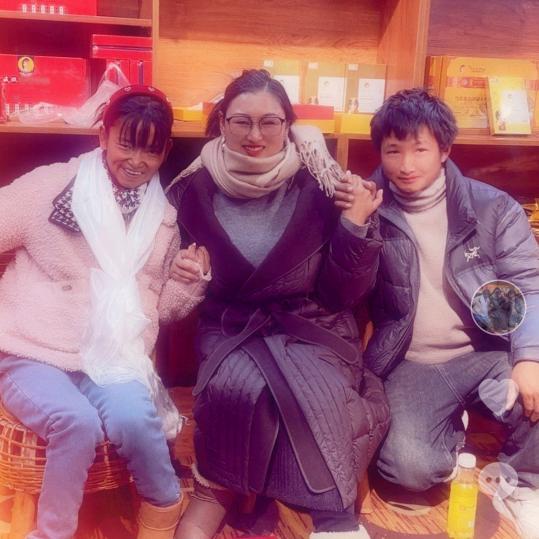 普帕尔仓布姆卓玛
