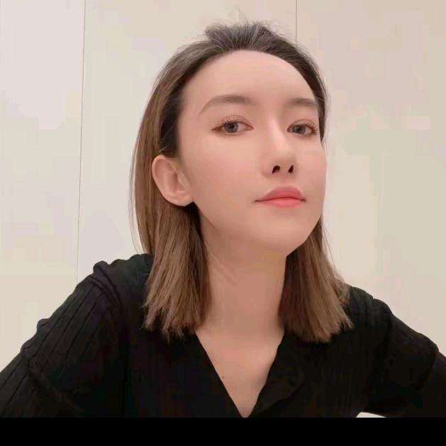 张张越~时尚穿搭日记