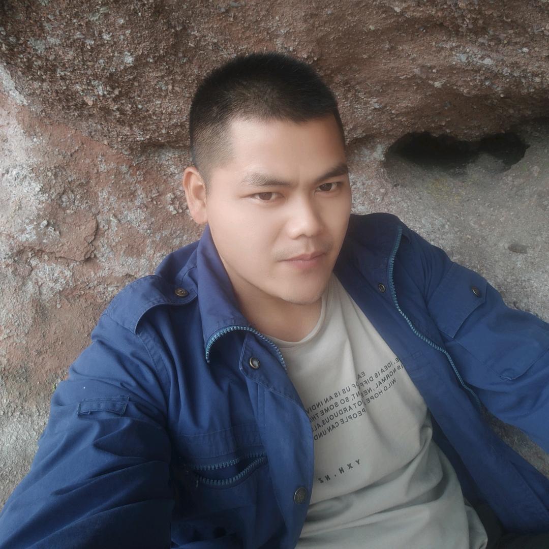 王 哪跑   在这里