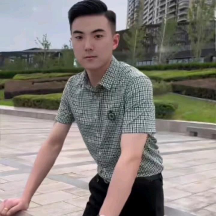 @红烧肉总裁