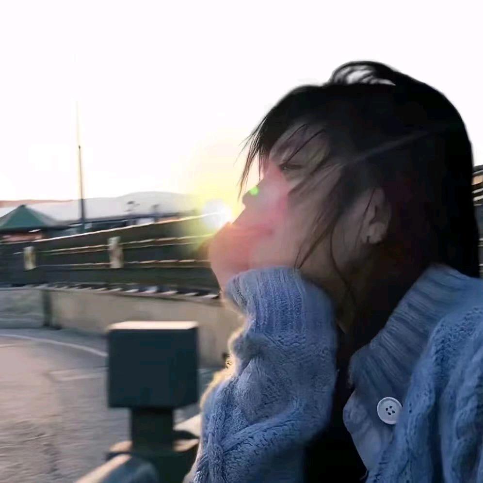 L  .