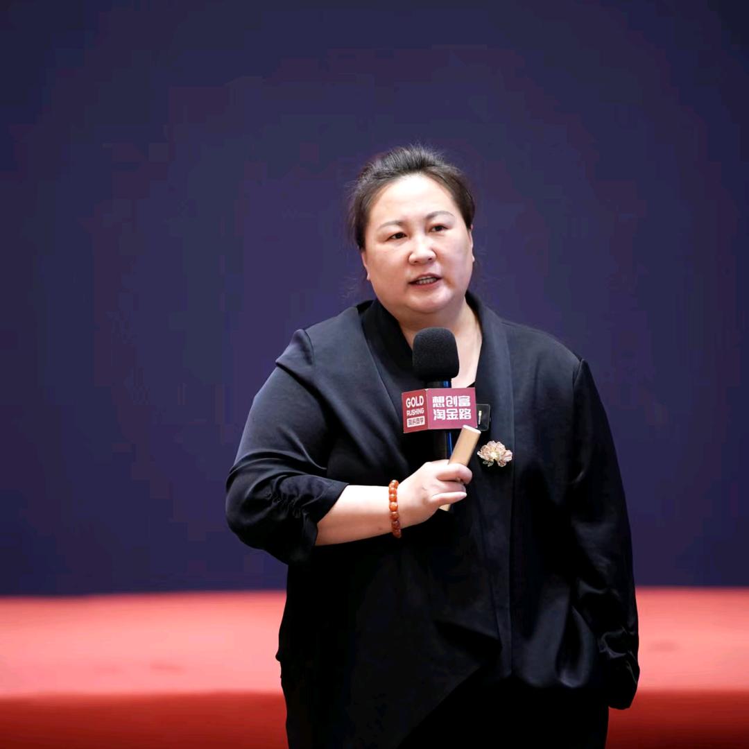 陶之矜小富婆人性咨询