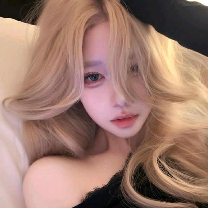 小T困困穿搭Studio